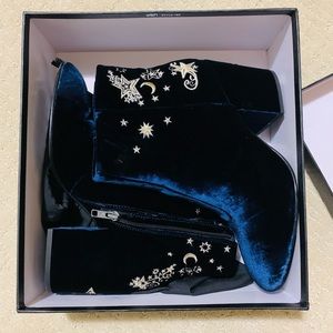 Ash blue velvet boots